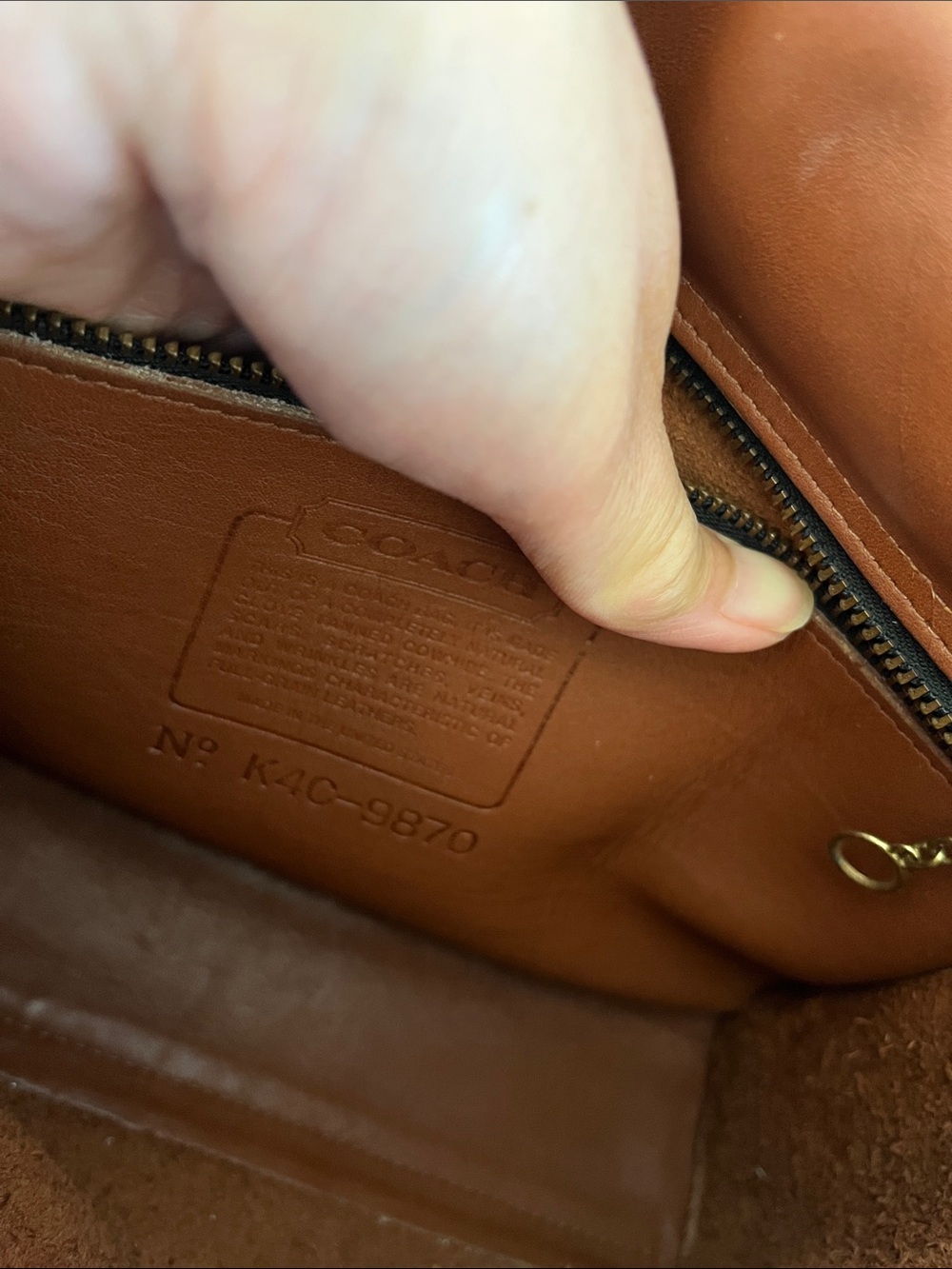 Vintage Coach 9870 Court Bag in British Tan - No Hangtag - Picture 12 of 16